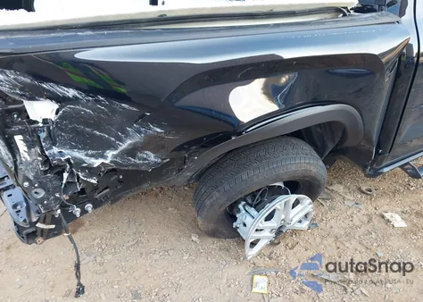 2025 Toyota Tundra Sr5 из США, поврежденный, VIN 5TFLA5DB2SX248702